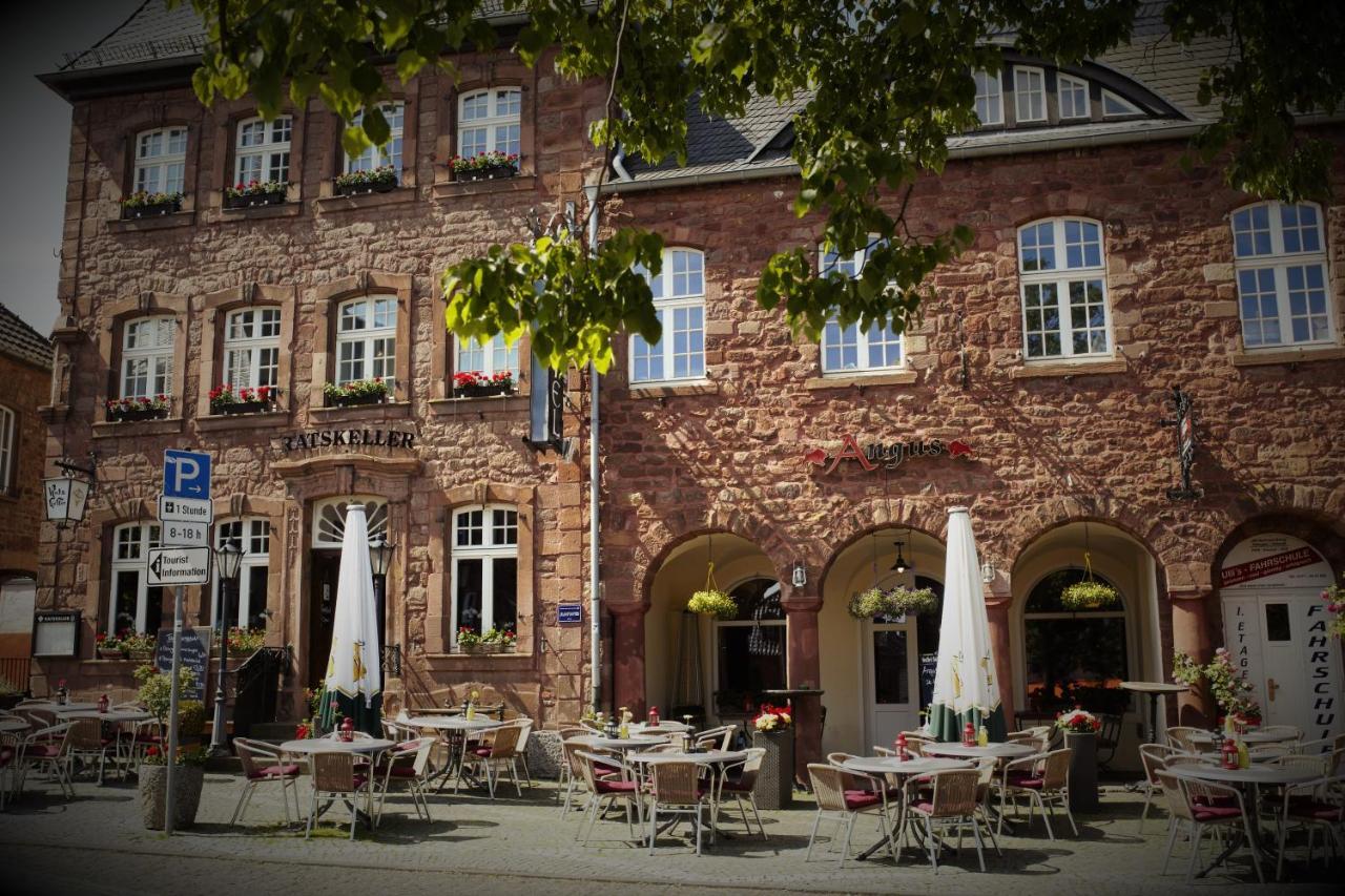 Hotel Ratskeller ニデッケン エクステリア 写真